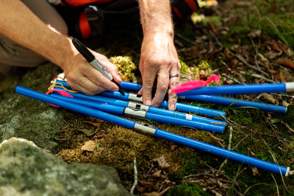 A person labels tools